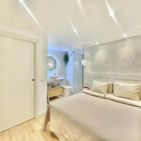 Paulmarie Olympia Апартаменты