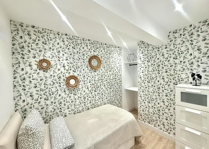 Paulmarie Olympia Адехе