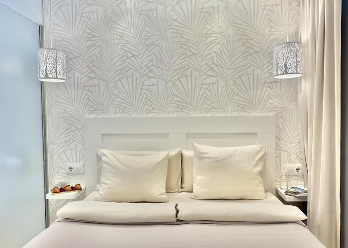 Paulmarie Olympia Апартаменты *