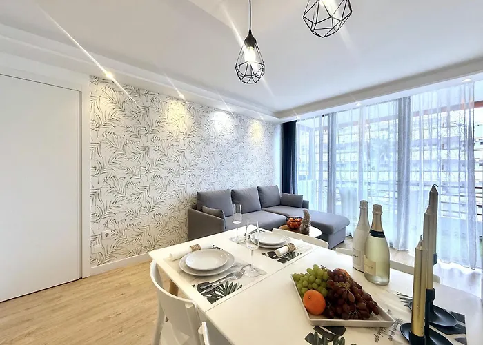 Paulmarie Olympia Адехе